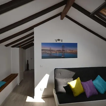 Trylisbon Alcantara Apartment