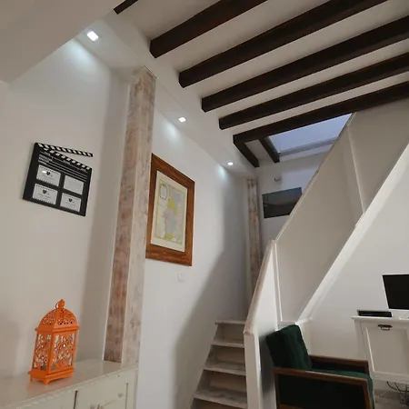Apartment Trylisbon Alcantara *