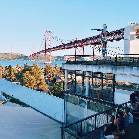 Apartment Trylisbon Alcantara *